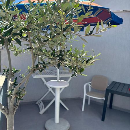 Apartament Kris In Durres Plazh Esterno foto